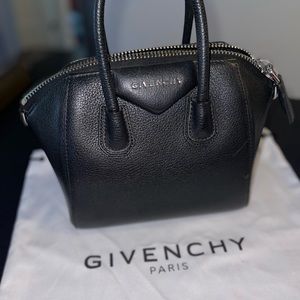 Givenchy antigona small black
